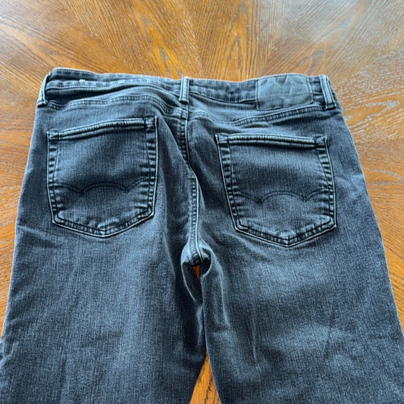 Stylish Black Denim Jeans - Picture 3 of 3